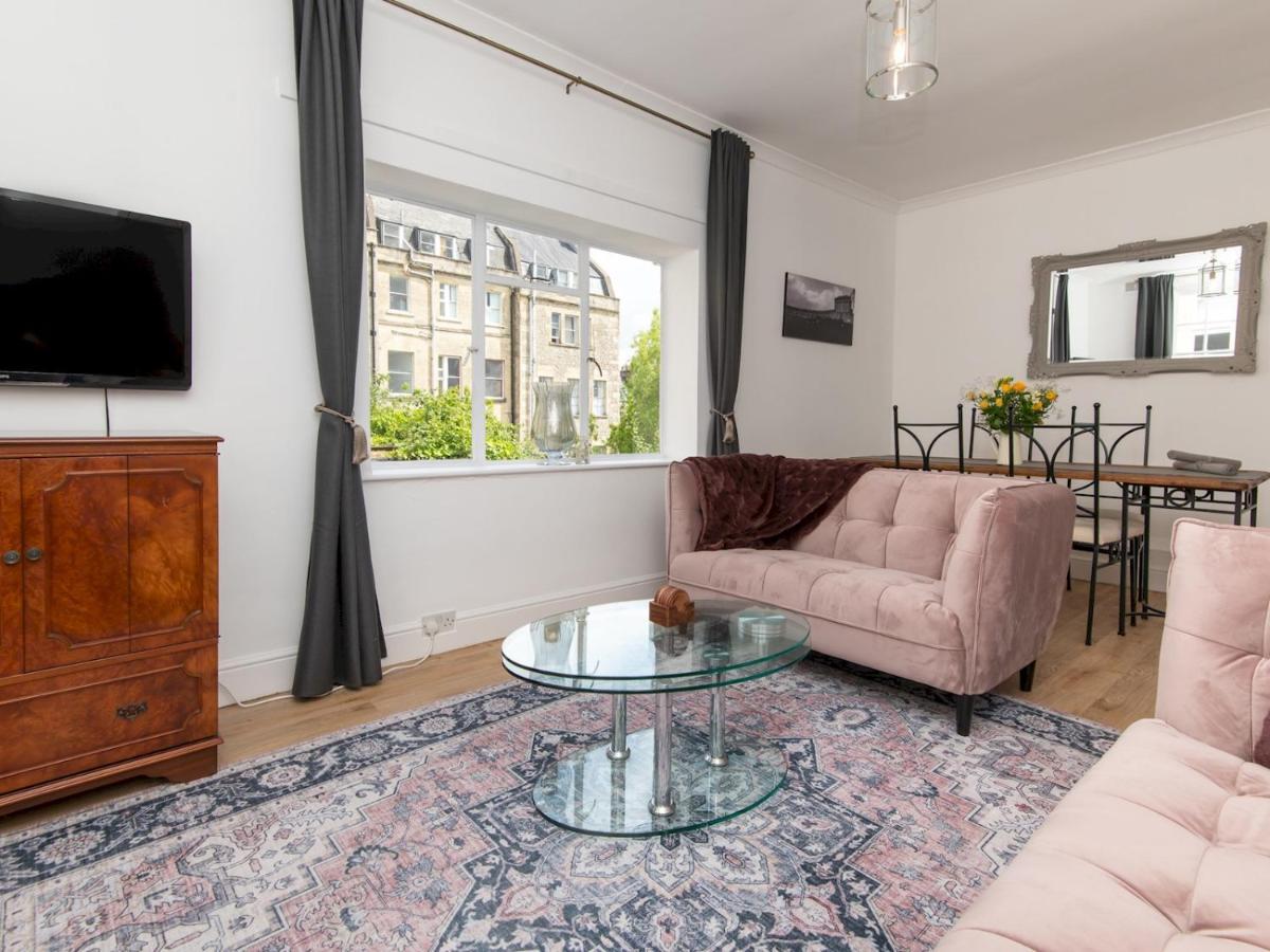 Pass The Keys Stylish 2 Bed Central Bath Apartment With Parking Eksteriør billede