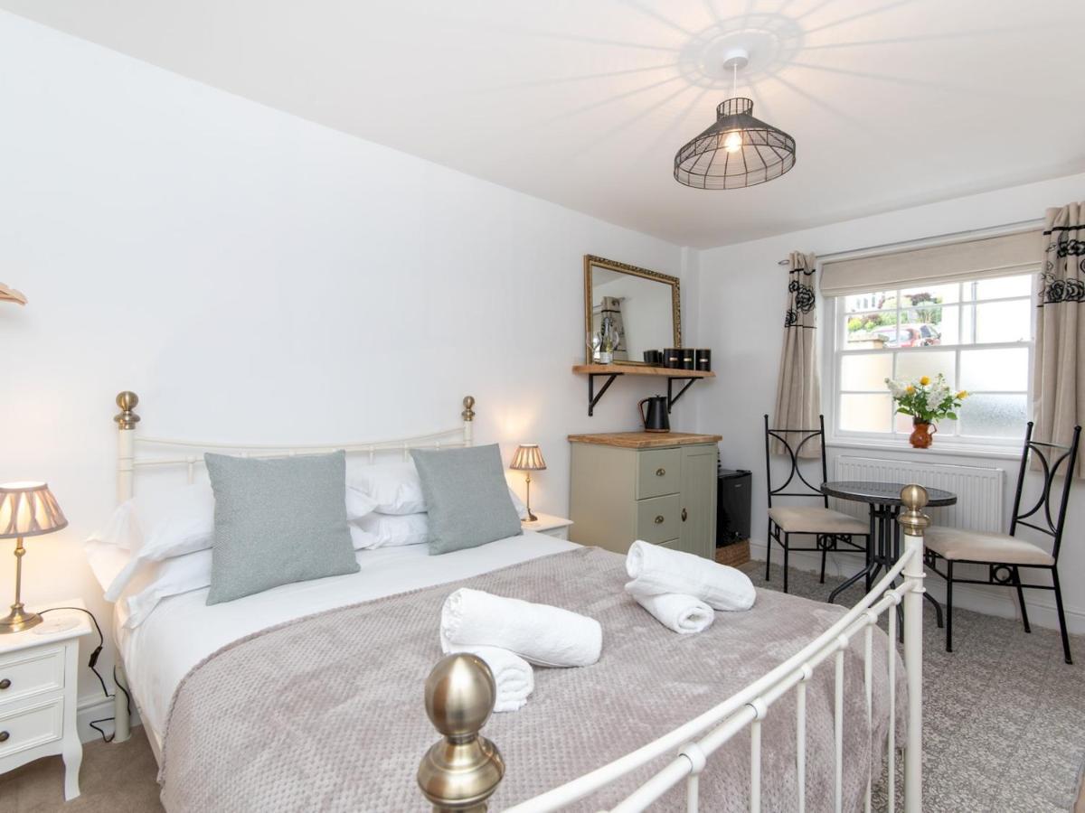 Pass The Keys Stylish 2 Bed Central Bath Apartment With Parking Eksteriør billede